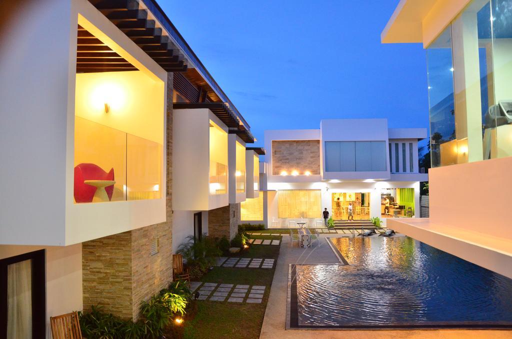 One Manalo Place Puerto Princesa Luaran gambar